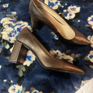 Elegant Bronze Block Heel Pumps